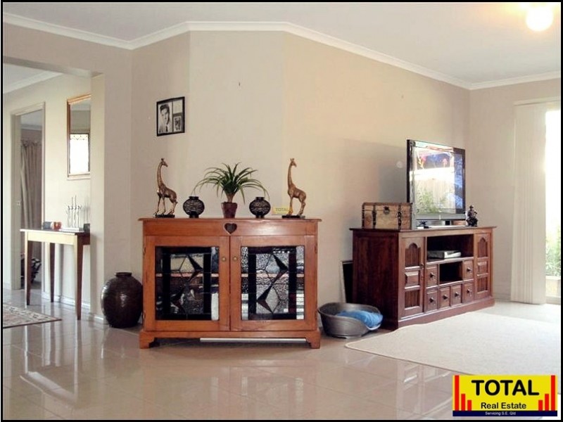 48 Tranquility Drive, Rothwell QLD 4022