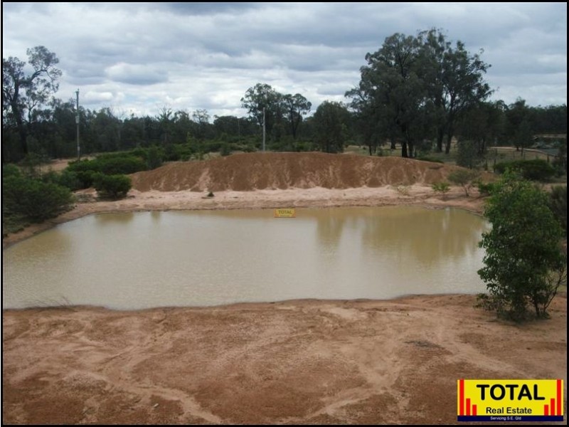 98 Upper Humbug Road, Tara QLD 4421