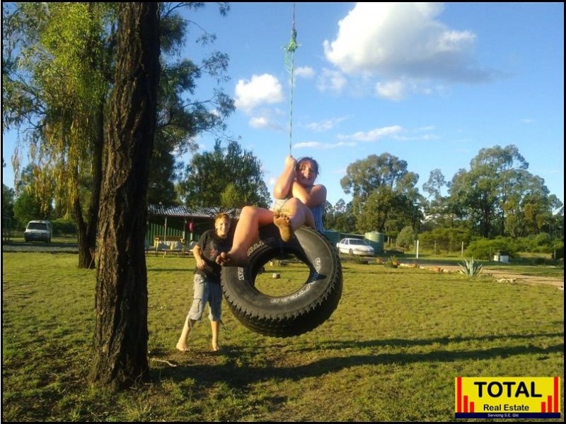 98 Upper Humbug Road, Tara QLD 4421