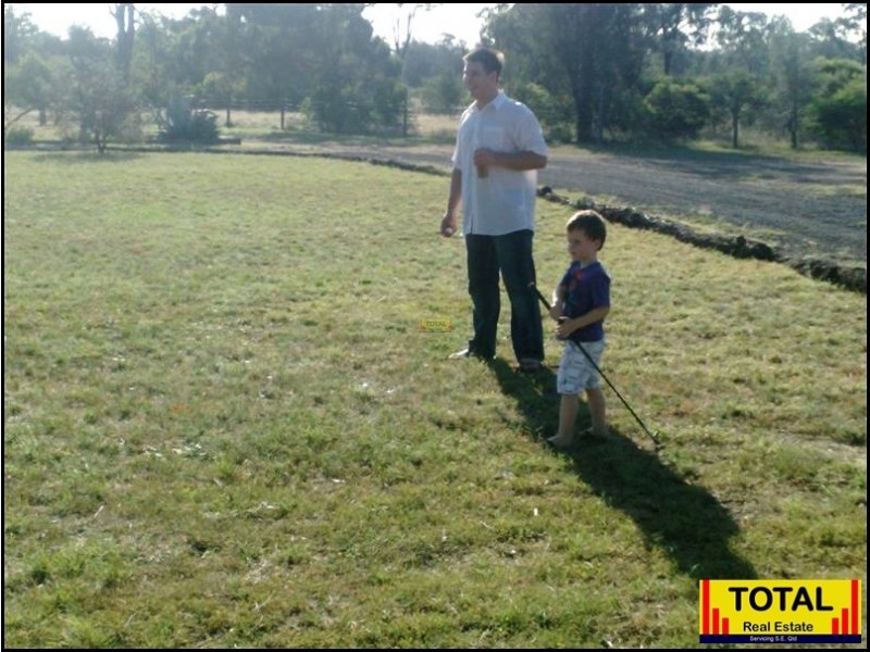 98 Upper Humbug Road, Tara QLD 4421