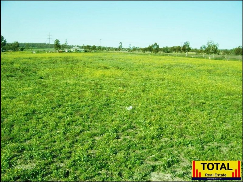 1 Baron Street, Jondaryan QLD 4403