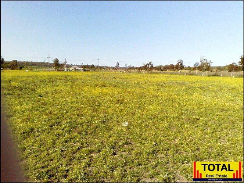 1 Baron Street, Jondaryan QLD 4403