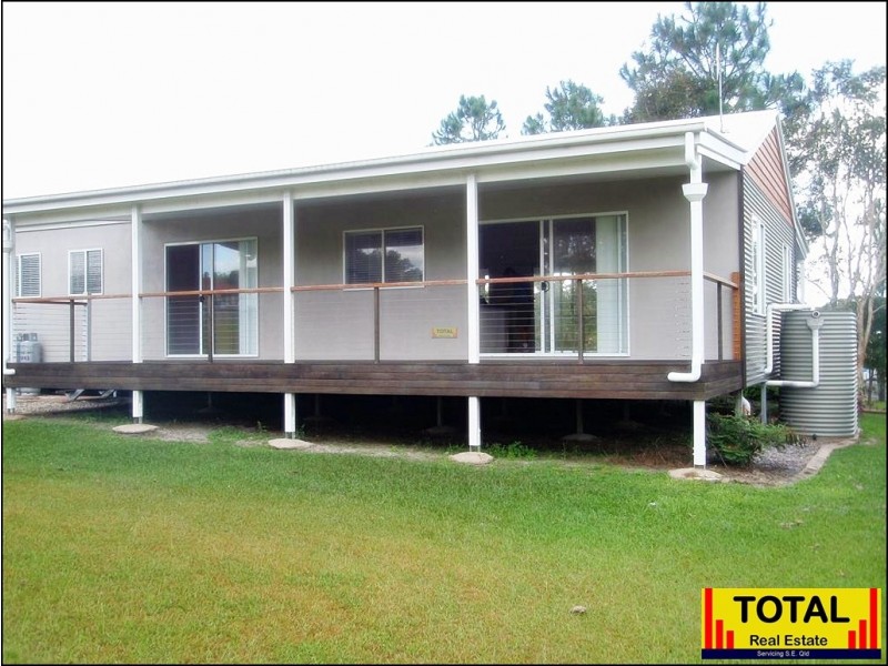 6 Renown Court, Cooloola Cove QLD 4580