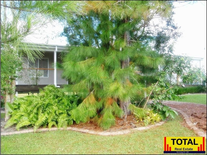 6 Renown Court, Cooloola Cove QLD 4580