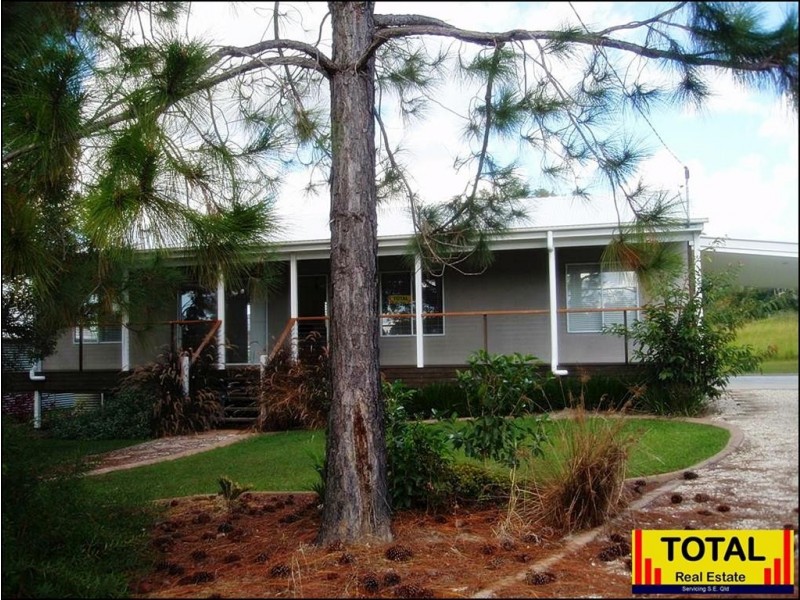 6 Renown Court, Cooloola Cove QLD 4580