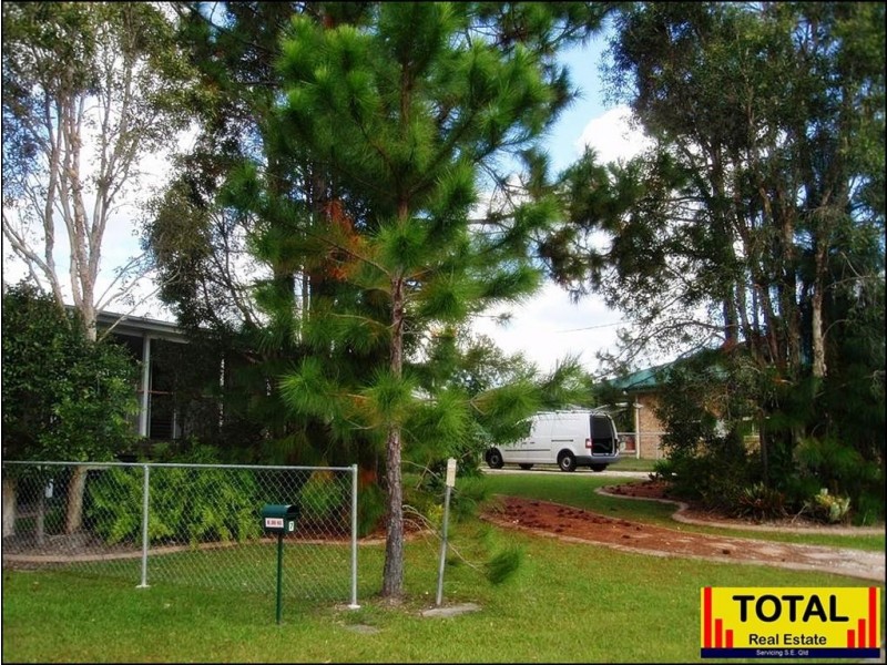 6 Renown Court, Cooloola Cove QLD 4580