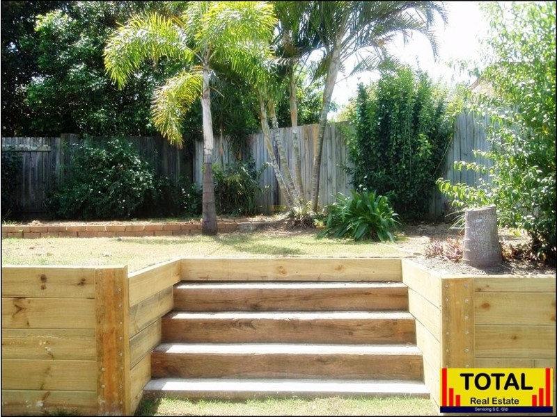 4 Theten Court, Kallangur QLD 4503