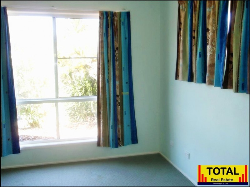 4 Theten Court, Kallangur QLD 4503