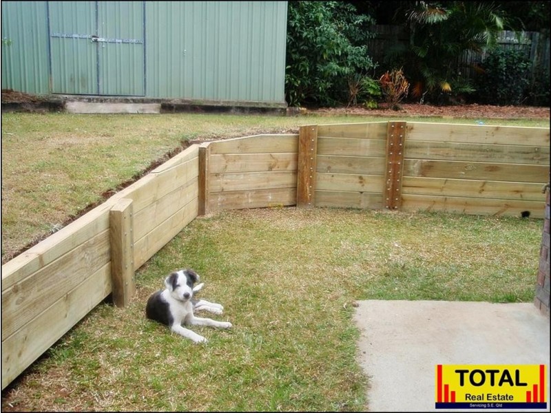 4 Theten Court, Kallangur QLD 4503