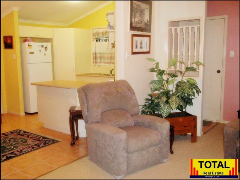 Forest Glen QLD 4556