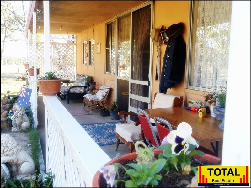 12 Paddys Creek Road, Millmerran QLD 4357