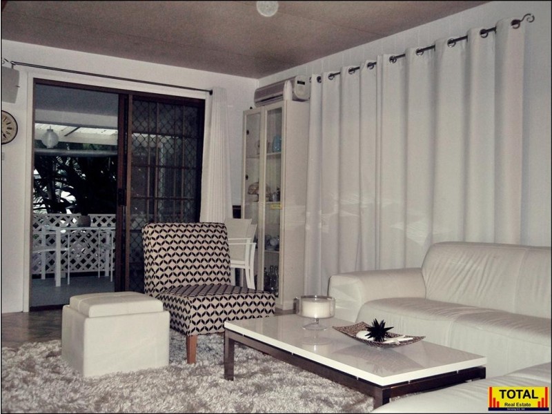 Forest Glen QLD 4556