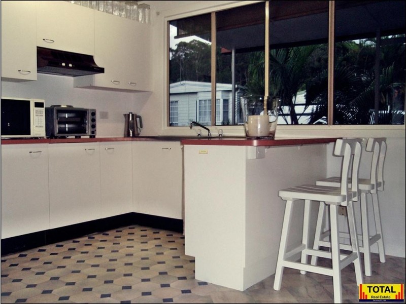 Forest Glen QLD 4556