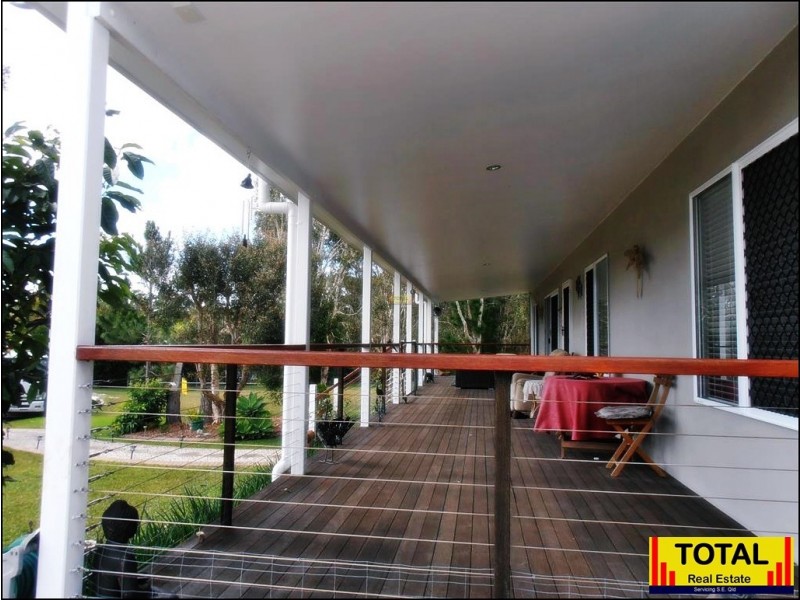 6 Renown Court, Cooloola Cove QLD 4580