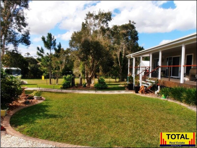 6 Renown Court, Cooloola Cove QLD 4580