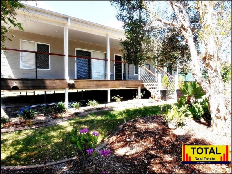 6 Renown Court, Cooloola Cove QLD 4580