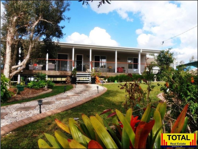 6 Renown Court, Cooloola Cove QLD 4580