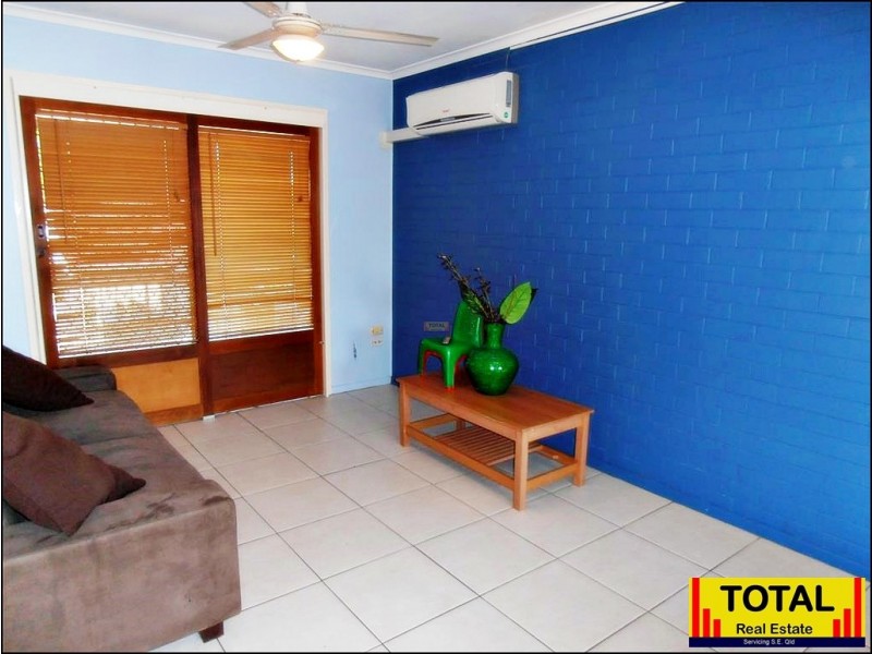 1263 Anzac Ave, Kallangur QLD 4503