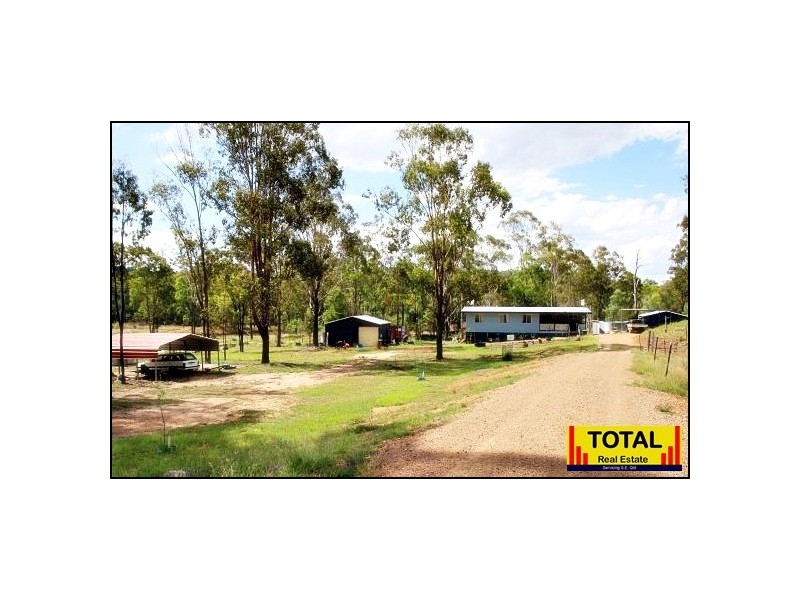 213 Malar Cres, Nanango QLD 4615