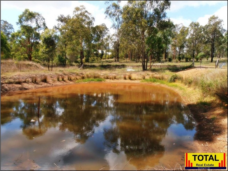 213 Malar Cres, Booie QLD 4610