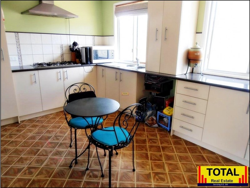 213 Malar Cres, Booie QLD 4610