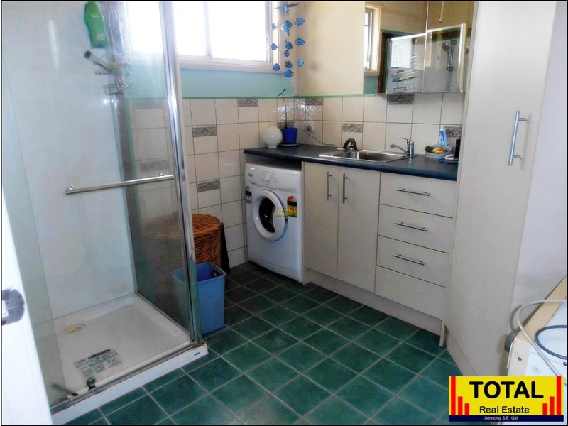 213 Malar Cres, Booie QLD 4610