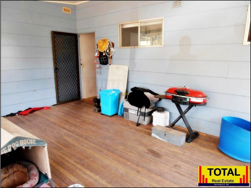 213 Malar Cres, Booie QLD 4610