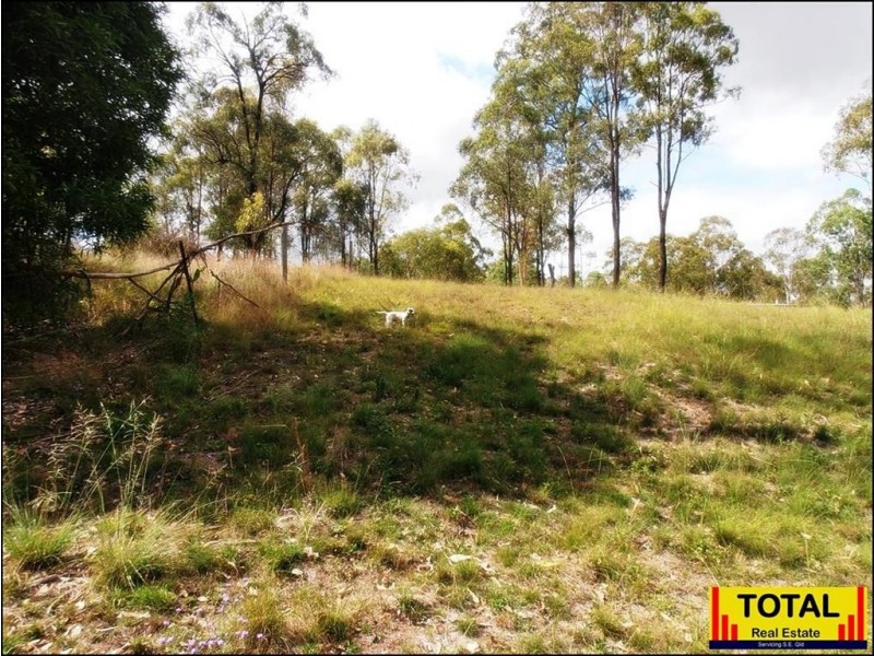 213 Malar Cres, Booie QLD 4610