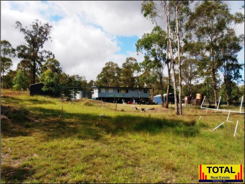 213 Malar Cres, Booie QLD 4610