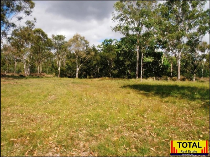 213 Malar Cres, Booie QLD 4610