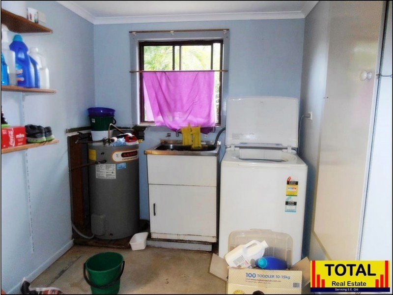 5 Pymble Avenue, Petrie QLD 4502