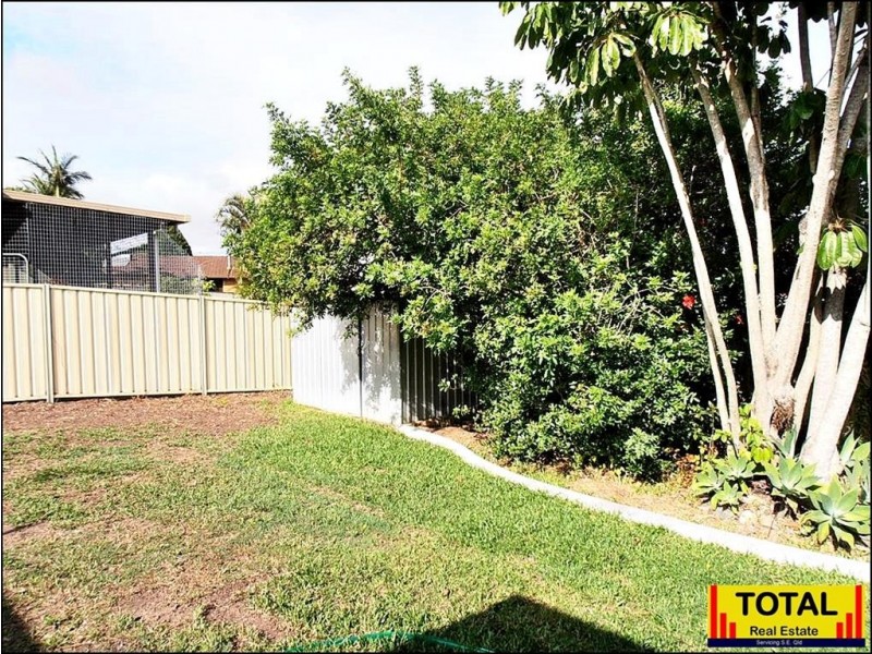 18 Paradise Court, Clontarf QLD 4019