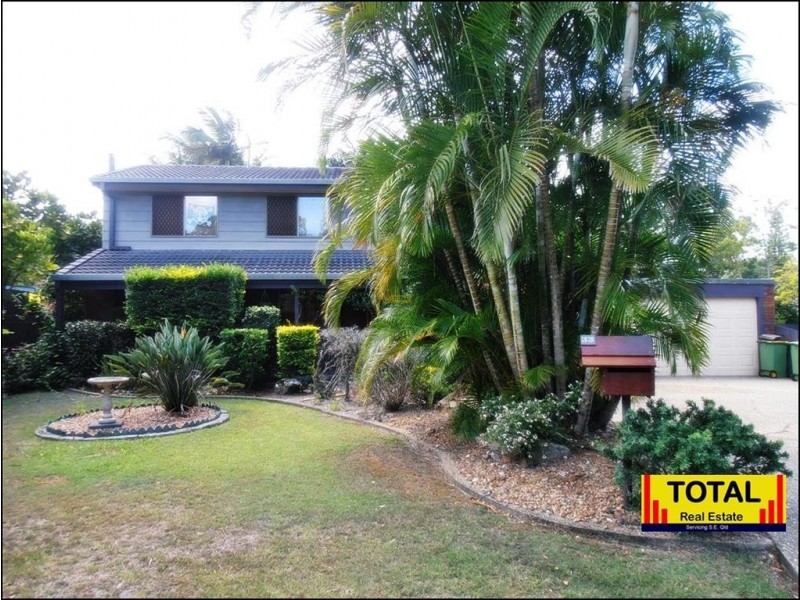 33 Brittainy Street, Petrie QLD 4502