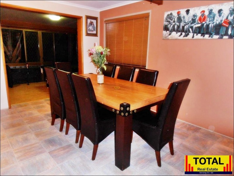 33 Brittainy Street, Petrie QLD 4502