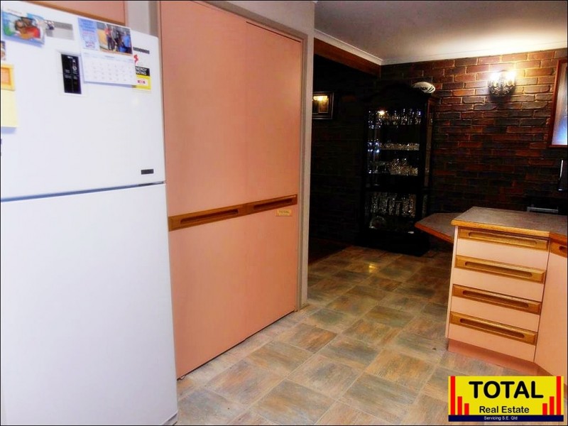 33 Brittainy Street, Petrie QLD 4502