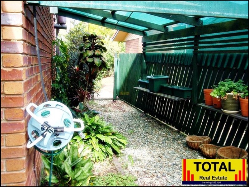 33 Brittainy Street, Petrie QLD 4502