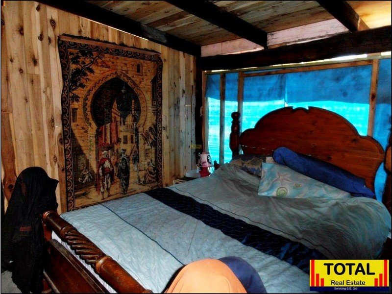 44 Wallaby, Cypress Gardens QLD 4218