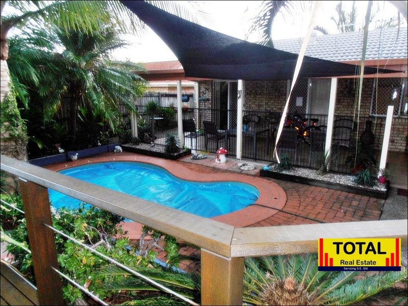 1 Cootha, Kallangur QLD 4503