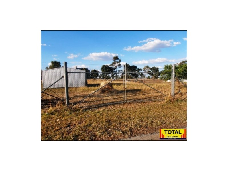 13 Crocker street, Millmerran QLD 4357