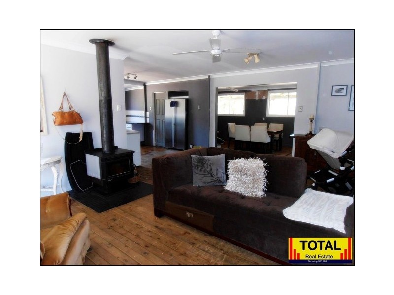 213 Waratah Dve, Millmerran QLD 4357