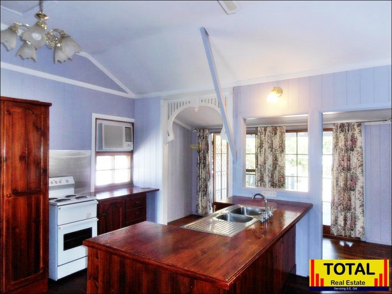 264 Beaconsfield Tce, Brighton QLD 4017