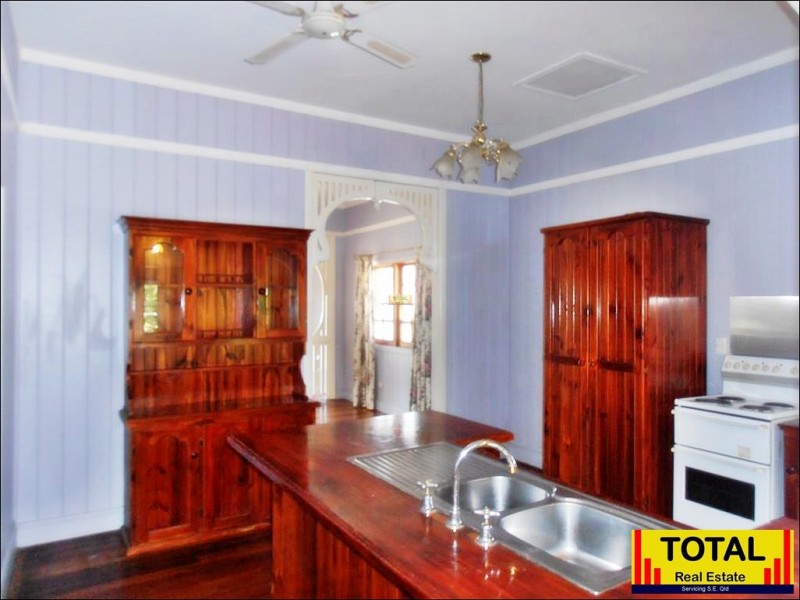 264 Beaconsfield Tce, Brighton QLD 4017