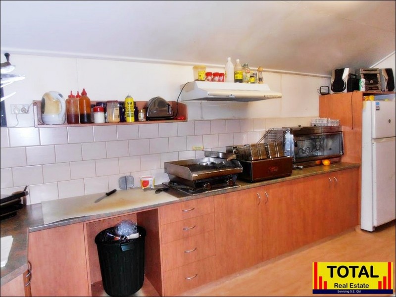 15 Sara Street, Meandarra QLD 4422