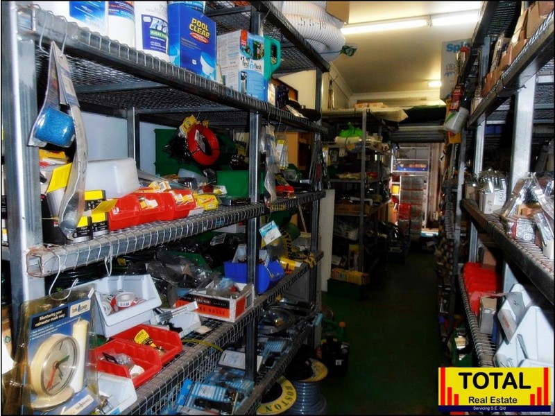 66 Burrowes Street, Surat QLD 4417