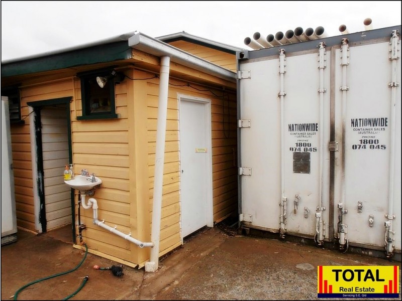 66 Burrowes Street, Surat QLD 4417