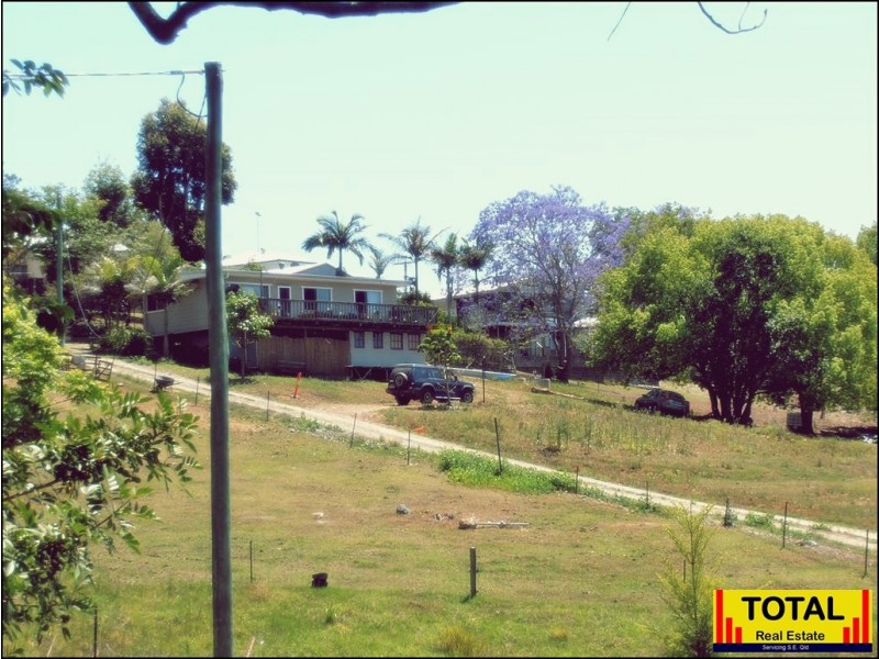 8 Lime Street, Gympie QLD 4570
