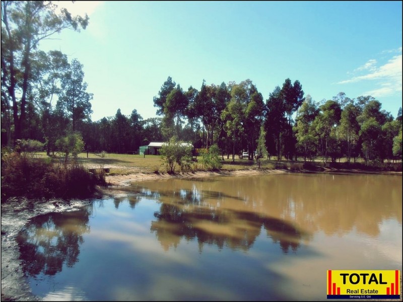 Cypress Gardens QLD 4357