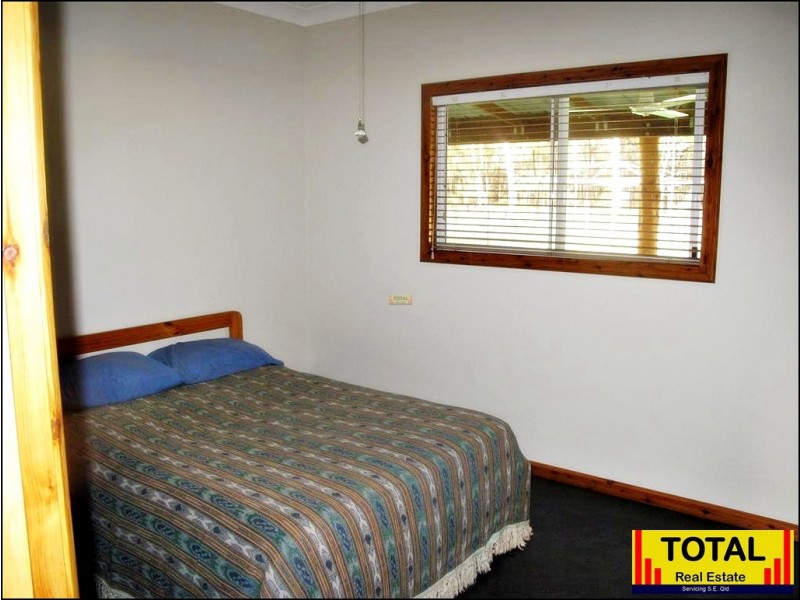 Cypress Gardens QLD 4357