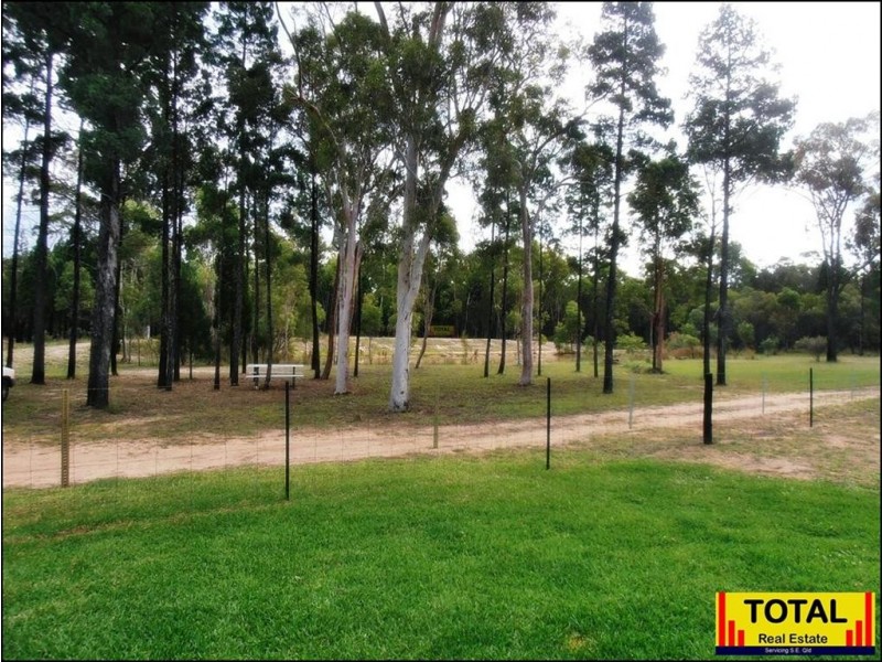 Cypress Gardens QLD 4357