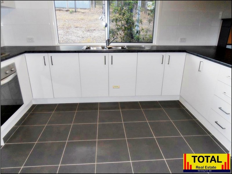 30 Imhoff Road, Glenwood QLD 4570